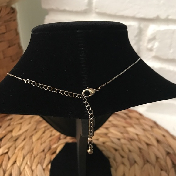 Vintage Pendant Necklace - Picture 4 of 6